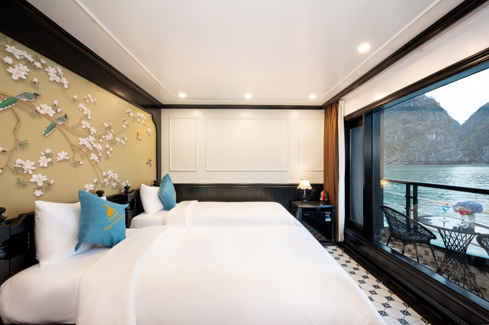 DRAGON PREMIER CRUISE Halong Bay - Lan Ha Bay 13
