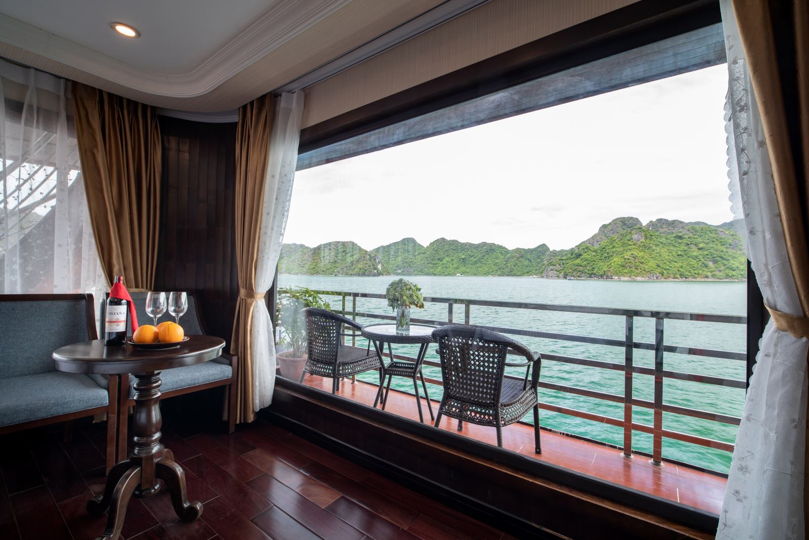 Halong Bay Cruise - La pandora ⭐⭐⭐⭐ 10