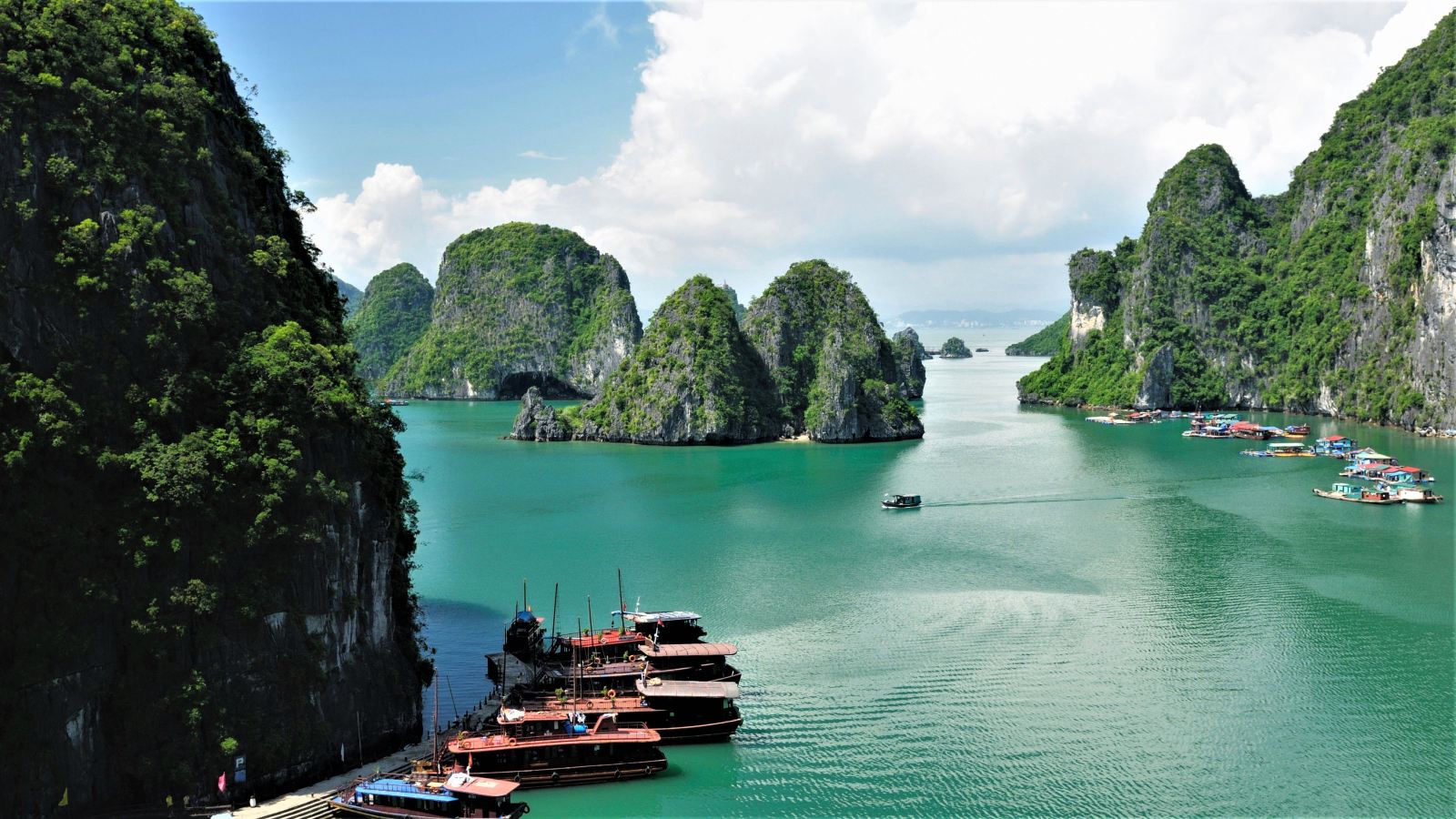 Halong Bay Cruise Day Trip 