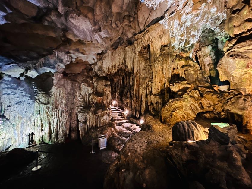 Vietnam escapade  9 days Retreat into Blissful exploration